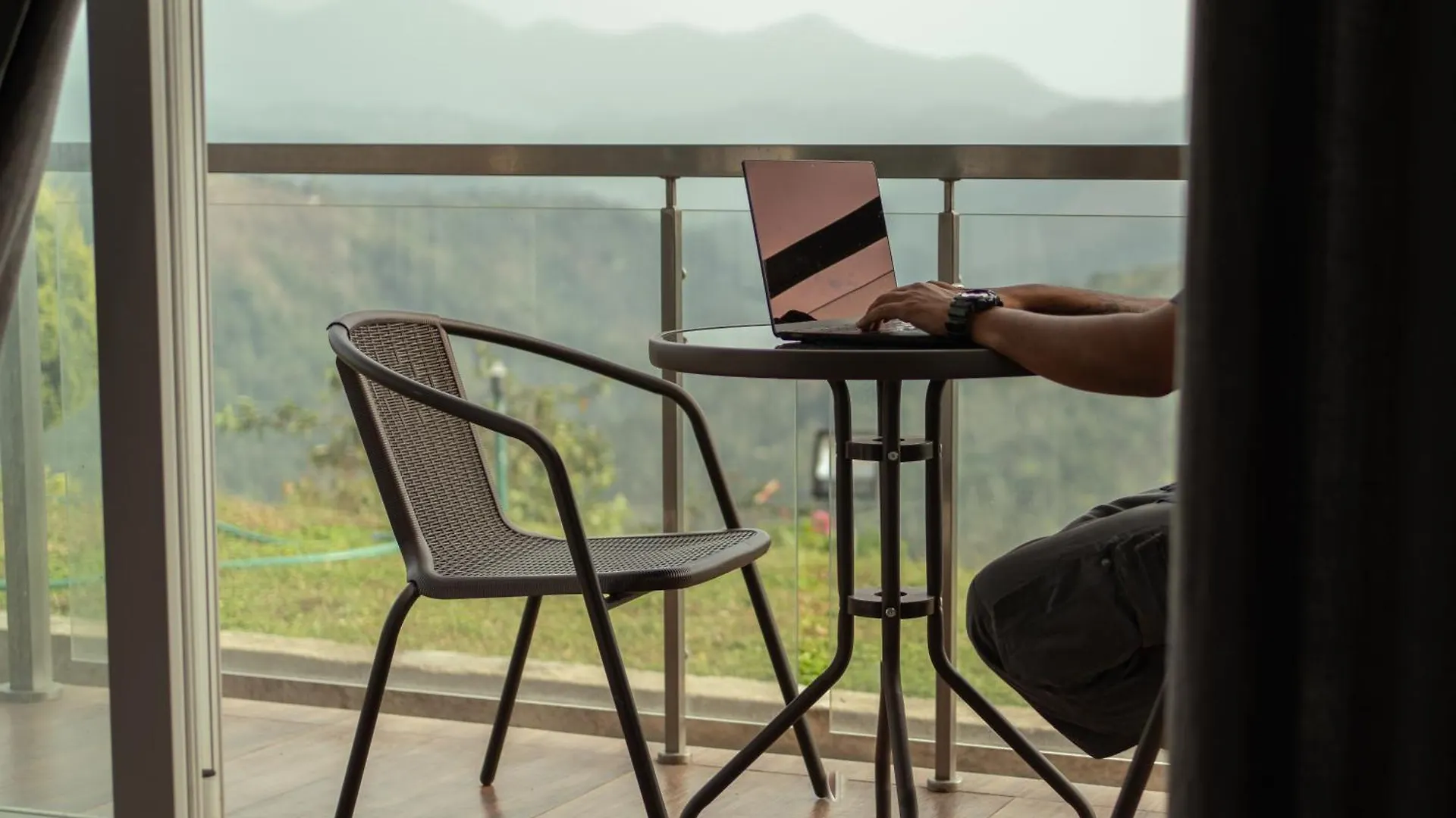 Ainsley Villa Vagamon